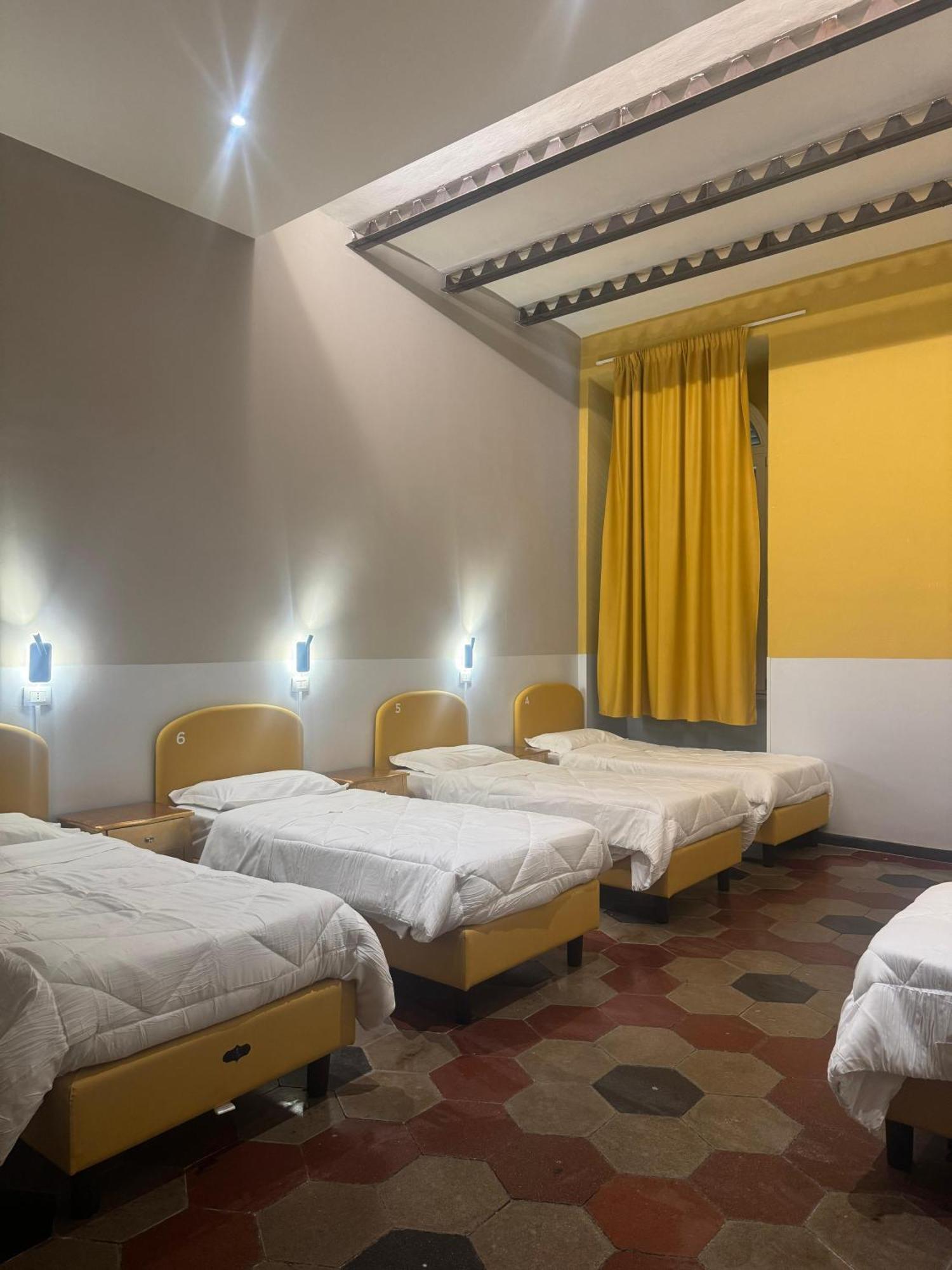 Auberge de jeunesse Borgo Ripa Urban Travel à Rome Extérieur photo