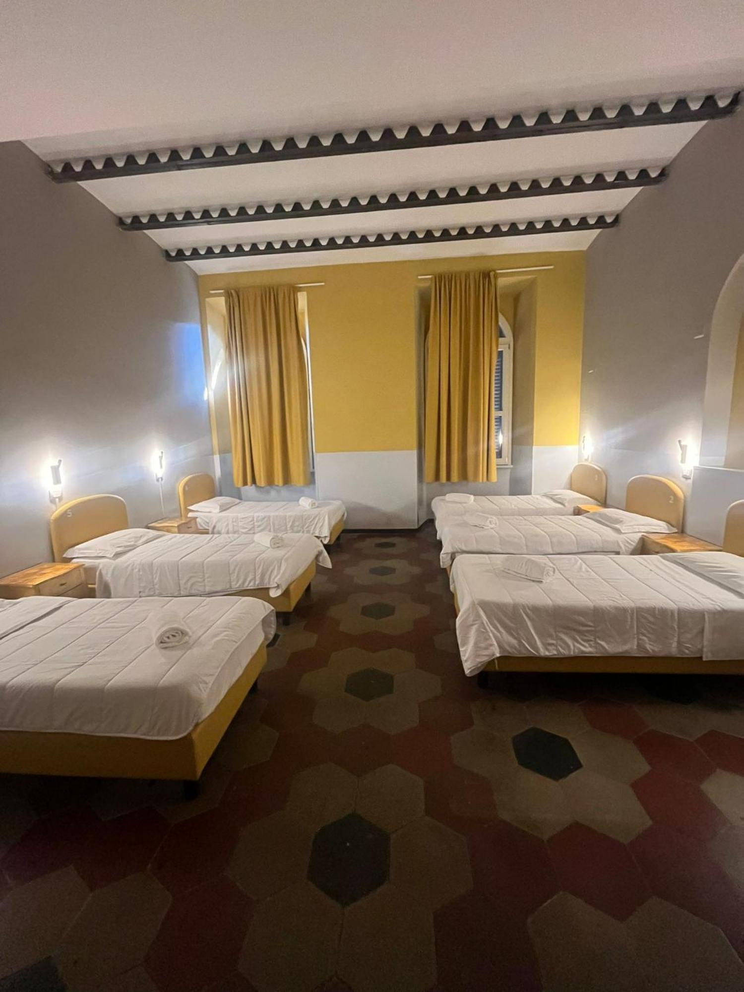 Auberge de jeunesse Borgo Ripa Urban Travel à Rome Extérieur photo