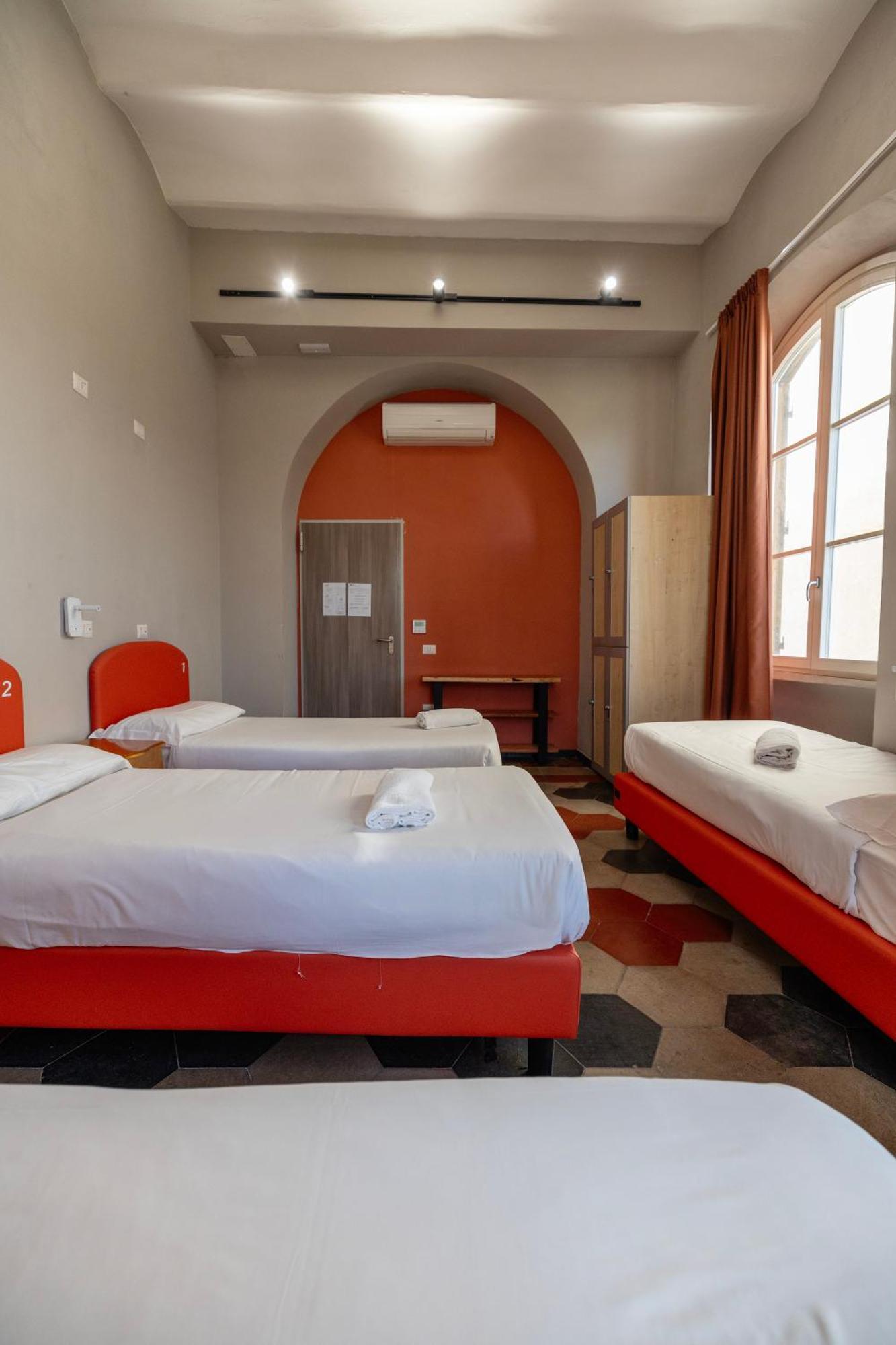 Auberge de jeunesse Borgo Ripa Urban Travel à Rome Extérieur photo